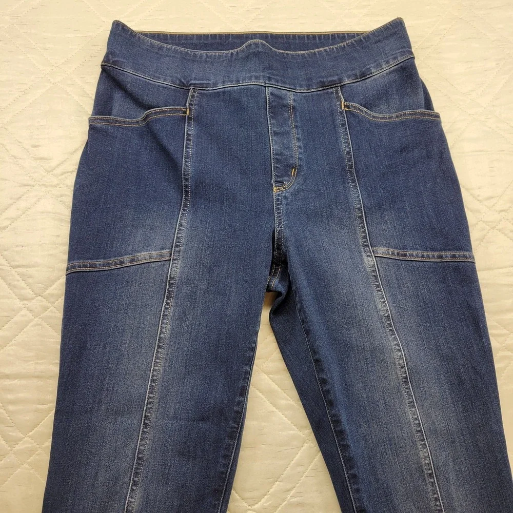 Duluth Pull On skinny blue jeans size 10